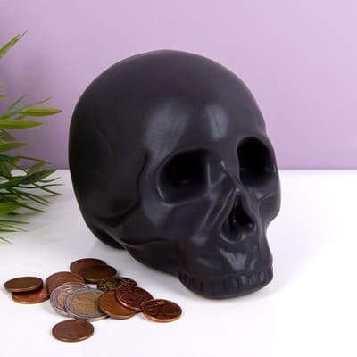 Kikkerland Spaarpot - In de vorm van een schedel - Keramiek - Geschikt voor Halloween cadeau - Zwarte doodskop
