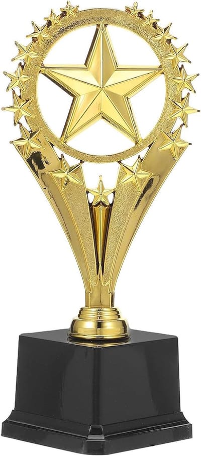 Kinderprijs Gouden Beker - Kleine Trofee - Wedstrijd Beloning - Lichtgewicht Plastic - 22 cm Hoog - Gouden