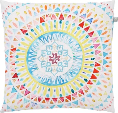 Dutch Decor PASCAL - Sierkussen 45x45 cm - geborduurd patroon - aztec - aqua - blauw - geel - rood - roze - wit - 100% katoen - Inclusief binnenkussen