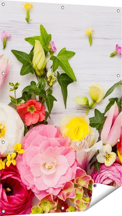 Gards Tuinposter Bloemen op een Witte Houten Achtergrond - 80x120 cm - Tuindoek - Tuindecoratie - Wanddecoratie buiten - Tuinschilderij
