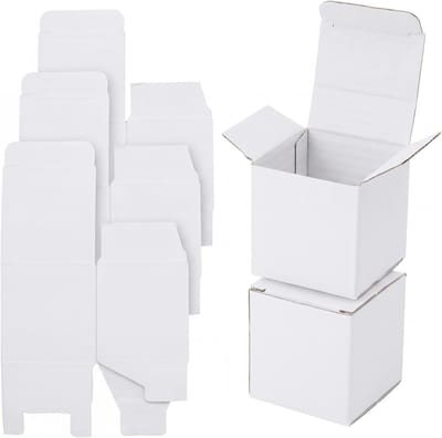 Opvouwbare geschenkdozen van wit golfkarton, 15 stuks, milieuvriendelijk en robuust, ideaal voor bruiloften, verjaardagen en feestelijke gelegenheden (5 x 5 x 5 cm)