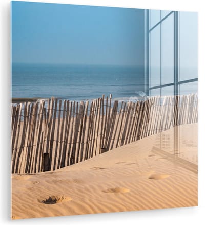 MuchoWow® Glasschilderij 90x90 cm - Schilderij acrylglas - Strand - Zee - Palen - Foto op glas - Muurdecoratie woonkamer - Wanddecoratie slaapkamer - Schilderijen