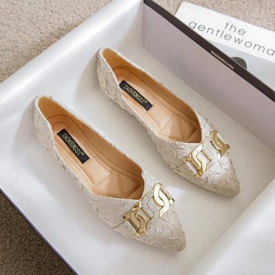 Nieuwe Metalen Geld String Gesp Strass Pers Geplooide Satijn Ondiepe Mond Puntige Neus Enkelschoenen Platte Zool Zwangere Vrouw Scoop Schoenen Dames 33