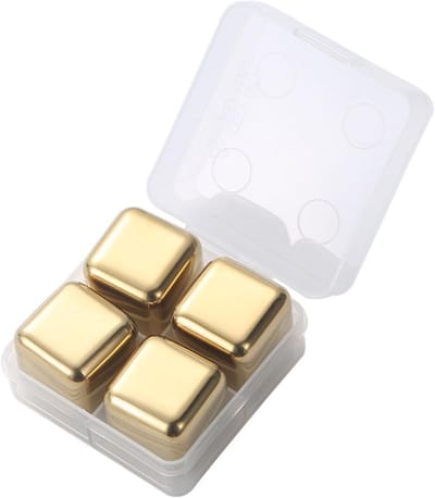 Dailygoods- IJsstenen 4 Stuks - Roestvrij Stalen IJsblokjes - Herbruikbare IJsblokjes - Snelle Koeling - Siliconen IJstang - Duurzaam en Betrouwbaar - Whiskystenen