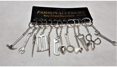 Gereedschap Sleutelhanger - Set van 12 - Mini Moersleutel, Zaag, Steeksleutel, Schroevendraaier en meer - Cadeau voor Klusser en Monteur
