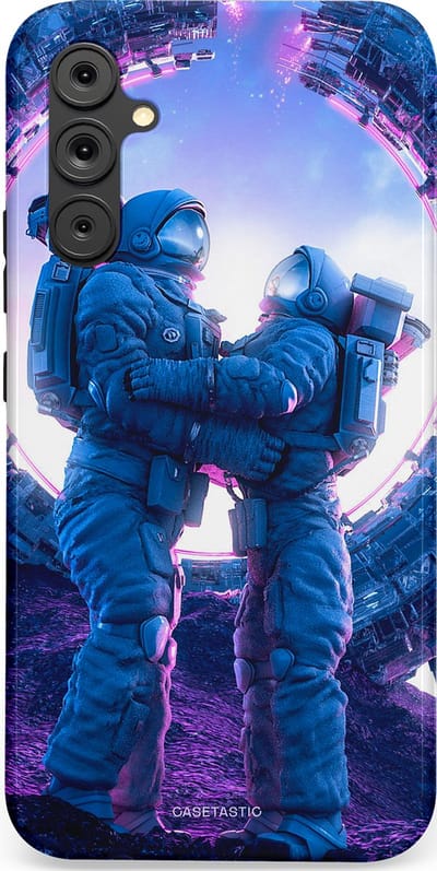 Casetastic Hoesje Geschikt voor Samsung A34 (5G) - Stijlvolle Beschermende Duo-layer Case - Ruimtereis vol liefde