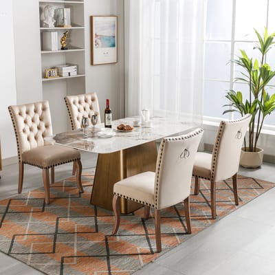 Sweiko Eetkamerstoel (Keukenstoel, Woonkamer stoel met unieke deurringen op de rug, 4-stuks), gewatteerde stoel met spijkerhoofd decoratie, massief houten poten, fluwelen hoes, Lichte kameelkleur(excl. tafel)