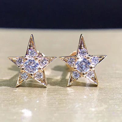 Huitan Eenvoudige Stijlvolle Ster Oorbellen voor Meisjes Mode Veelzijdige Dames Accessoires Bruiloft Feest Dagelijkse Slijtage Statement Sieraden Cadeau gray