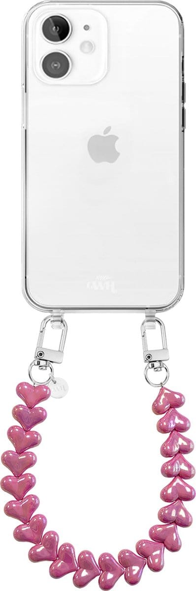 xoxo Wildhearts siliconen hoesje geschikt voor iPhone 12 hoesje - Funky Hearts - Telefoonhoesje - Hoesje met koord - Metallic Roze (Donkerroze) koord - kort telefoonkoord - Hartjes ketting - Transparant hoesje