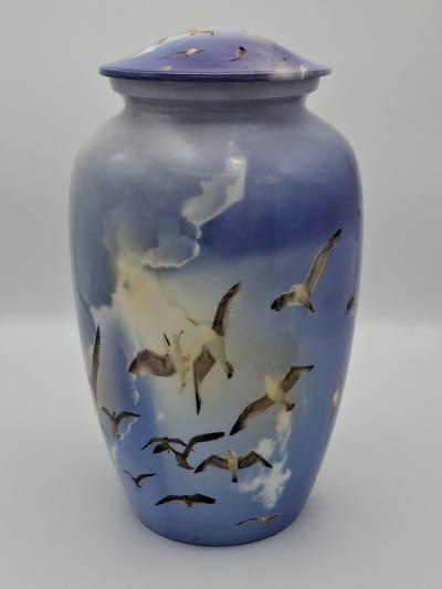 Urn Flying doves 2250A