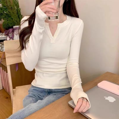 Koreaans V-hals Grijs T-shirt met Lange Mouwen voor Dames In Lente Nieuwe Stijl voor Voorste Schouders Afslankend Binnen en Buiten voor Dames XL white