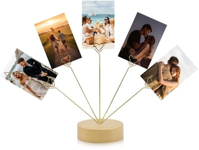 Dailygoods- Fotostandaard Hartvormig - Fotodisplay met Vijf Clips - Cadeauboomhouder - Ronde Voet - Stevig Hout - Geschikt voor Feestdagen - Fotohouder