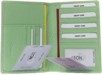 Paspoort hoesje - Paspoorthouder - Portefeuille heren - Portefeuille dames - Paspoorthoes - Paspoort - Paspoort tasje - Paspoort hoes - Portefeuille homme - Portefeuille jongens - Cadeau - Kleine cadeautjes - Kado man - Kado vrouwen - Sale - Kado