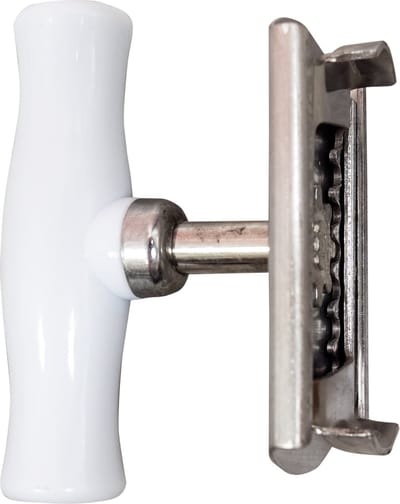 St. Helens Home & Garden Artritis potopener