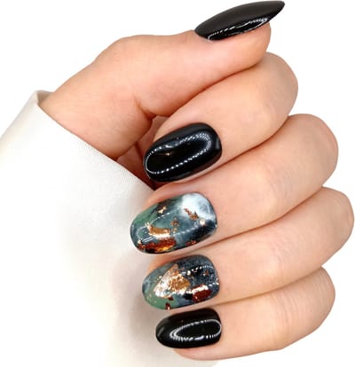 SD Press on Nails - B42 - Plaknagels met nagellijm - Kort Ronde Kunstnagels - Zwart Groen Marble Foil - Set 20 Nagels