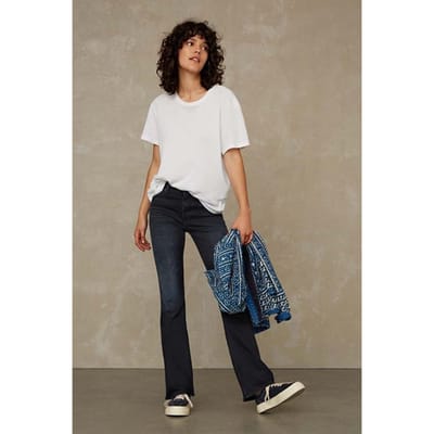 Kings Of Indigo Marie Blue Black Worn Size: W25L34 | Flared Outlet | Dames | Blauw