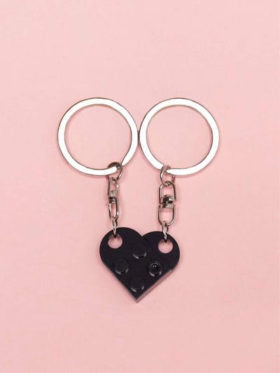 New Age Devi - "Geef je sleutelbos een persoonlijk tintje met onze bouwstenen sleutelhanger - Hartvormige imitatie bouwsteen - Brick keychain - Voor vriendschap, geliefden en BFF's - In stijlvol zwart"