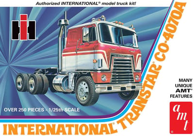 AMT Modelbouwpakket Landbouwvoertuigen - 1203 International Transtar CO-4070A Semi Tractor Cab Plastic - 1:25 - Modelbouw