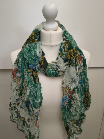 Lange dames sjaal Freeke-gebloemd motief-groen wit geel bruin blauw donkerbruin terracotta smaragd