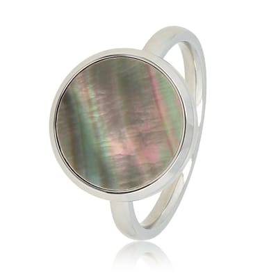 My Bendel - Zilverkleurige Ring met Ronde Zwarte Parel - Zilverkleurige Ring - Zwarte Parel - Elegant en Uniek - met Luxe Cadeauverpakking | Sieraden Voor Dames | Maat 16.00 Mm / Maat 50