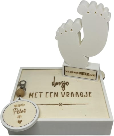 Geschenkbox Wil jij mijn PETER zijn? | beige | 3D | sleutelhanger | voetjes | peter vragen | peter worden | peetoom vragen | peetoom worden | cadeau | doosje met een vraag