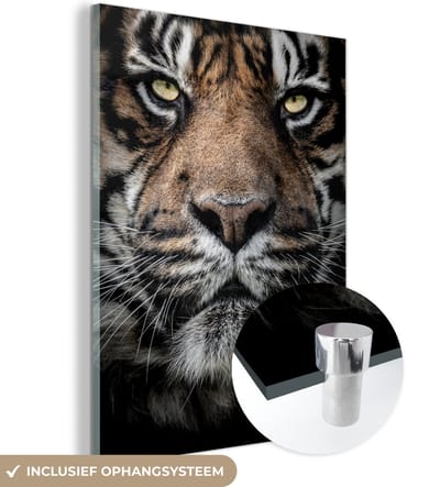 MuchoWow® Glasschilderij 60x80 cm - Schilderij acrylglas - Tijger - Close up - Dier - Foto op glas - Schilderijen
