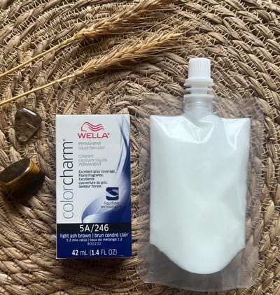 Wella Color Charm Permanent Liquid Haircolour - 5A + developer - Light Ash Brown - Haircolour - Haarverf - Haarkleuring - Asbruin - Lichtbruin