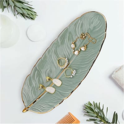 Sierlijke sieraden schaal in de vorm van een veer, decoratieve juwelen tray voor ringen, kettingen en oorbellen, perfect als cadeau voor vrouwen en meisjes (groen)