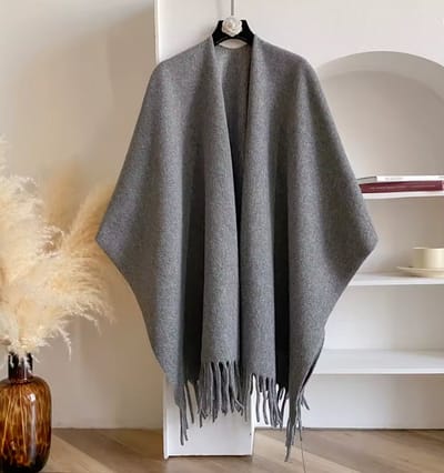 Omslagdoek Dames Warm - Poncho Gebreid - Cape met Franjes - Sjaal XL - Winter/Najaar