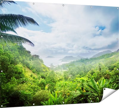 Gards Tuinposter Jungle Uitzicht op de Seychellen - 160x120 cm - Tuindoek - Tuindecoratie - Wanddecoratie buiten - Tuinschilderij