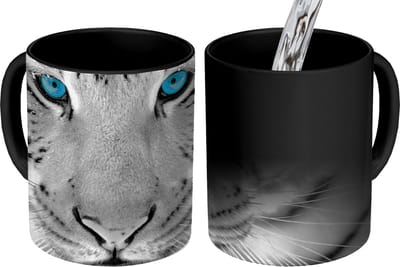 Magische Mok - Foto op Warmte Mokken - Koffiemok - Dieren - Tijger - Ogen - Blauw - Zwart wit - Magic Mok - Beker - 350 ML - Theemok