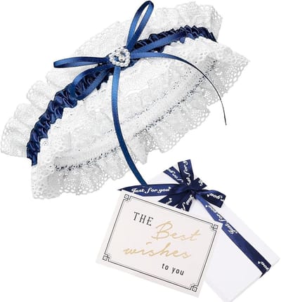 Premium bruidskousenband in blauw voor bruiloft, lint versierd met kant, strik en een edel hart met filigraan glittersteen, handgemaakt
