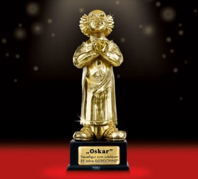 Gilde clowns - Oskar - Award - 7x17x7 cm - resin handgeschilderd - In cadeauverpakking verzamelaarsobject