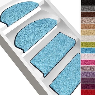 FLOORDIREKT Shaggy Trapmat - Sphinx - Zelfklevend - Halfrond - Lichtblauw - 23,5 x 65 cm