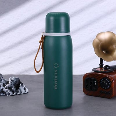 Nouvelle Tasse Thermos Balle en Acier Inoxydable Double Paroi Vide avec Lanière Tasse de Sport Portable pour Extérieur 550ml
