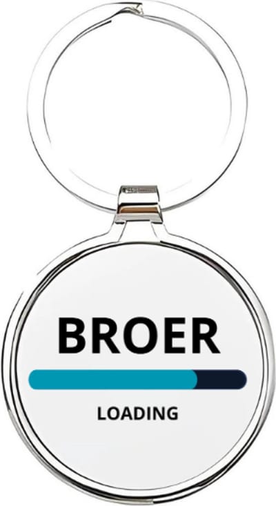 Akyol - broers Sleutelhanger - Broer - de leukste broer - broer sleutelhanger - broers sleutelhanger - sleutelhanger voor je broer - familie sleutelhanger - verjaardagscadeautje - broer cadeau - brother - broertje - 4 x 7,5 CM