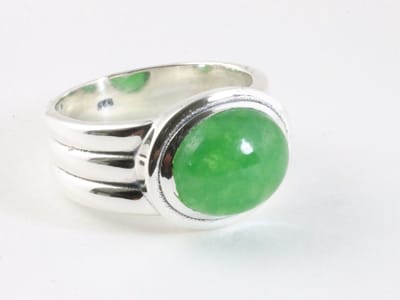 Zware zilveren ring met jade - maat 18.5