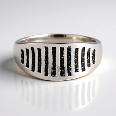 Cavill - 925 Sterling Zilveren Ring met 0,64 ct Zwarte Spinel - Ronde Briljantgeslepen stenen - Moderne Elegante Minimalistische Ring uit Thailand
