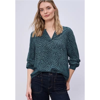 Voorgevormde blouse