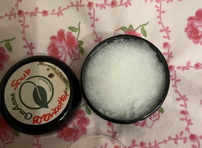 Gezicht scrub met Fijn Keltisch Zeezout en Rozenbottel 100 Gram Puur Natuur!! van OmAnne Prijs Inclusief verzending!!