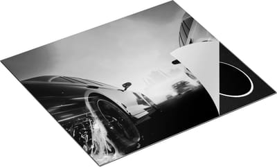Chefcare Inductie Beschermer Twee Raceauto's - Blauw Tegen Rood - Zwart Wit - 60x50 cm - Afdekplaat Inductie - Kookplaat Beschermer - Inductie Mat