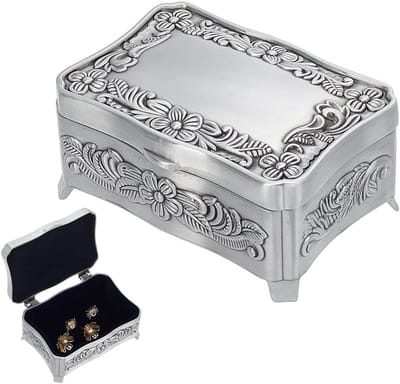 Vintage Metalen Sieradendoos voor Sieradenopslag, Antieke Geschenkdoos voor Ringen, Oorbellen en Kettingen, 8 x 6 x 3,7 cm in Antiek Zilver