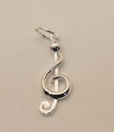 Sterling zilveren hanger muzieknoot - muzieknoot hals hangertje van 925 zilver - kettinghanger van een muzieknoot - leuke muziek hangertjes voor aan een ketting - cadeau tip voor muziek liefhebber