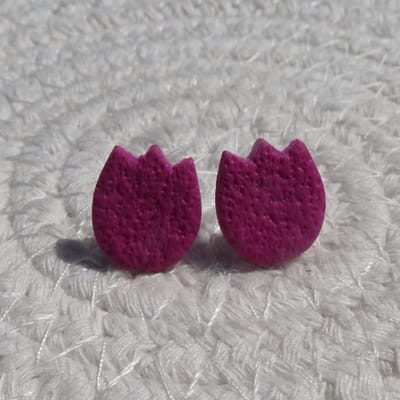 2 Love it Tulp - Oorknopjes - 1.3 x 1.3 cm - Stainless steel - Fuchsia roze