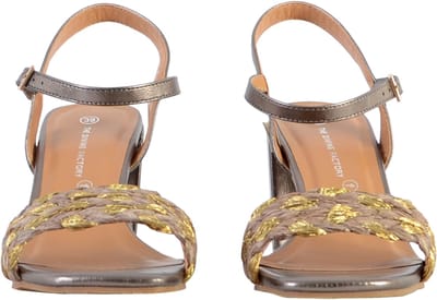 Sandalen met hak