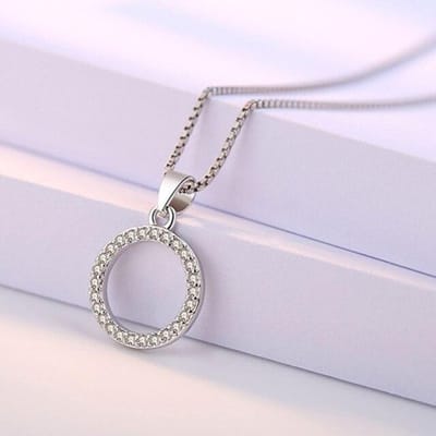 Nieuwe damesketting van 925 sterling zilver met hartvormige vijfpuntige sterhanger en hoogwaardige zirkonia, sleutelbeenketting, lengte 45 cm. gray