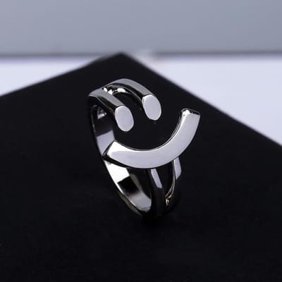Bague Smiley en argent 925 de haute qualité, ouverture Simple, personnalité souriante, bijoux de réception de fête pour femmes, cadeau Resizable blanc