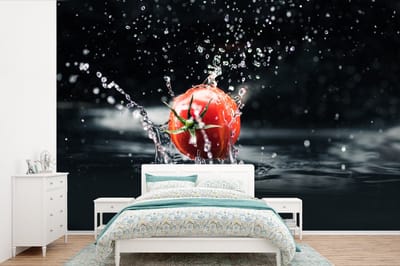 Behang - Fotobehang Tomaat - Groente - Stilleven - Water - Rood - Breedte 360 cm x hoogte 240 cm