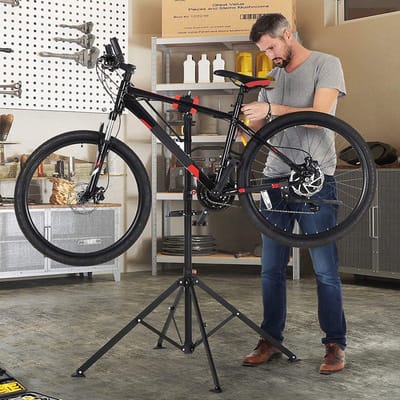 Fiets Montagestandaard – Fiets Reparatiestandaard & Fietsenstandaard – Geschikt voor E-Bike, Mountainbike & Racefiets – 360° Draaibaar – Verstelbaar & Inklapbaar – Met Gereedschapsbakje en Stuurhouder – Professioneel