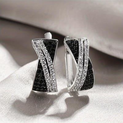 Boucles d'oreilles créoles Zirconium Noir/Blanc pour Femmes Boucles d'oreilles Modernes Spécialement Intéressantes pour Femmes Bijoux Quotidien Party Statement black